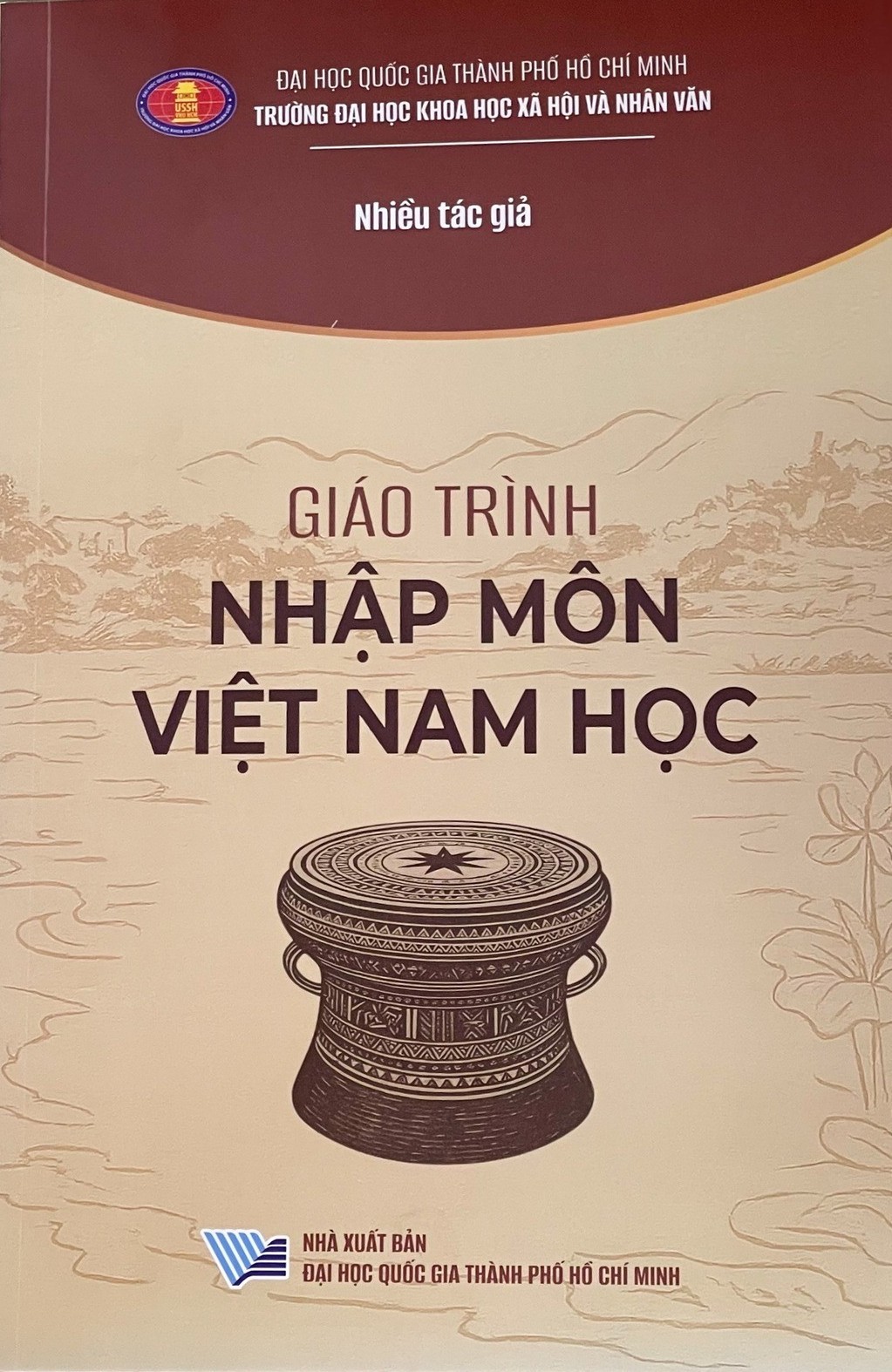 Bắt đầu hành trình nghiên cứu Việt Nam từ Giáo trình Nhập môn Việt Nam học