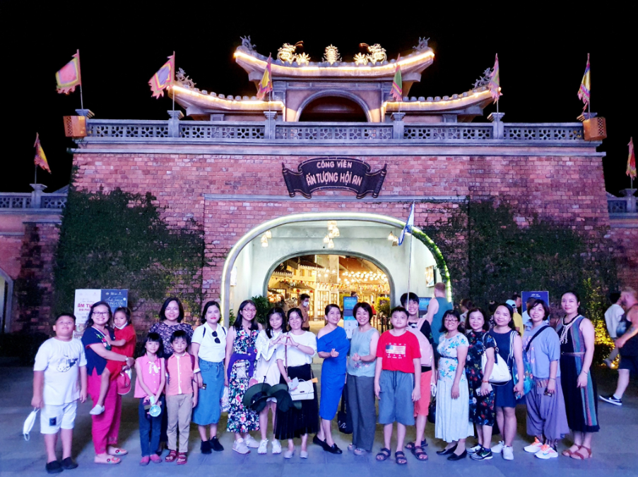 Trải nghiệm và gắn kết qua hoạt động tham quan, học tập hè năm 2022 tại Đà Nẵng