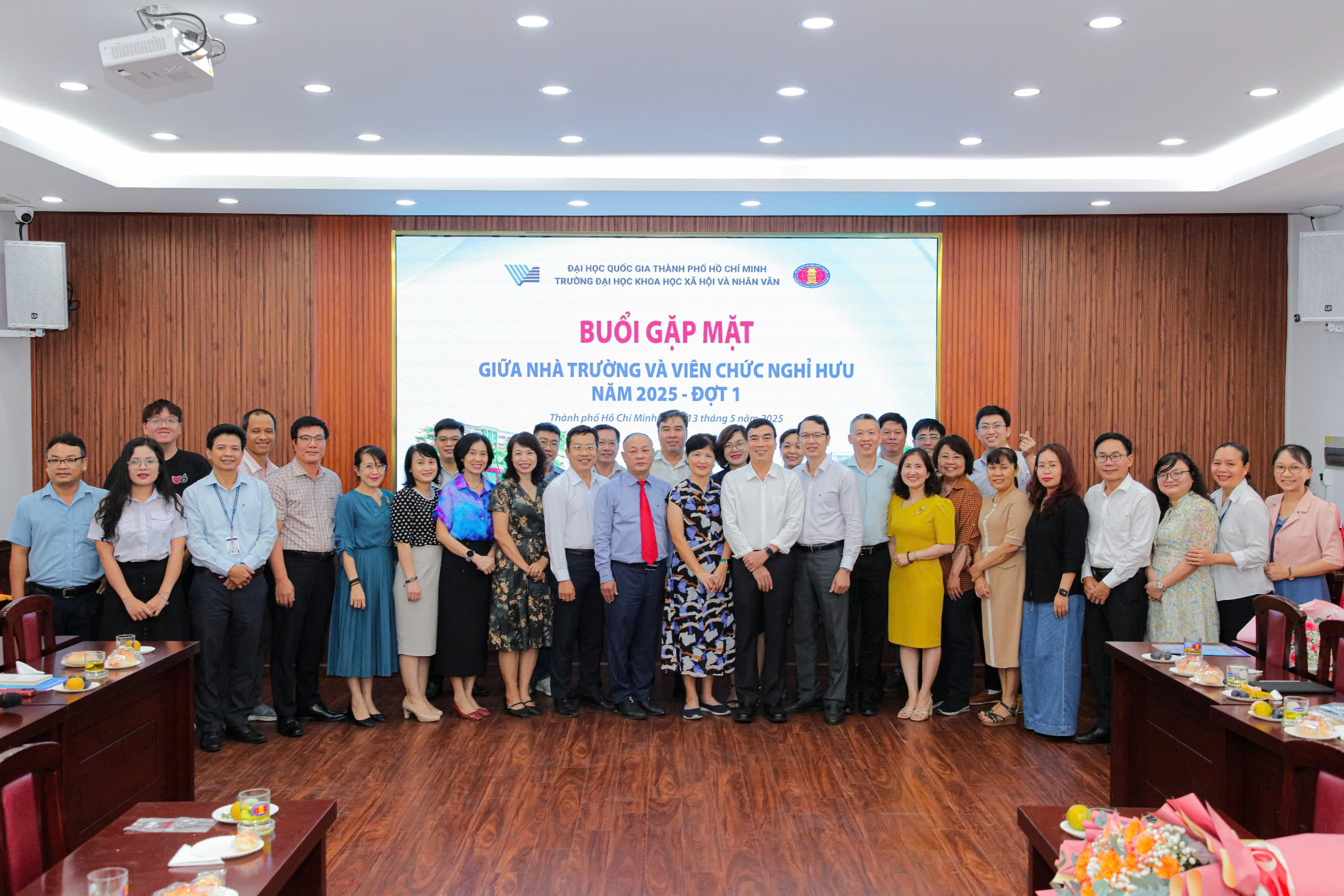Buổi họp mặt tri ân Quý Thầy, Cô nghỉ hưu đợt 1 năm 2025 - Trang trọng, ấm áp và đầy xúc cảm