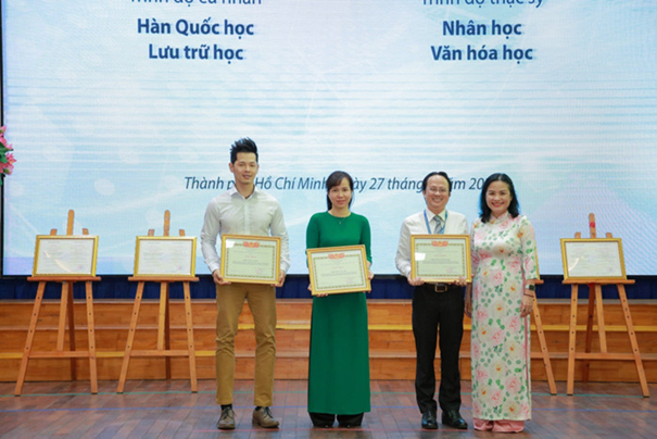 Ngành Ngôn ngữ Đức chính thức đạt chuẩn quốc tế FIBAA 2023