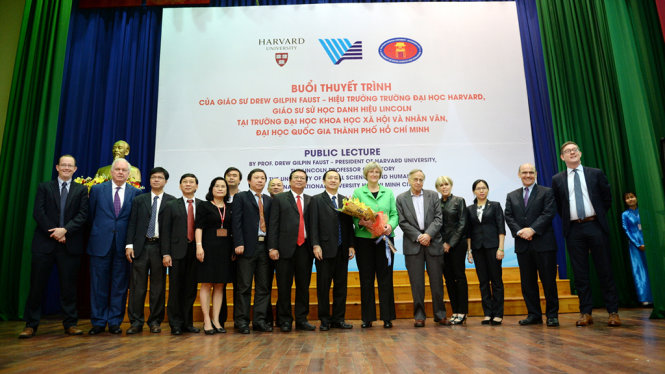 Harvard President’s speech with students in HCMC