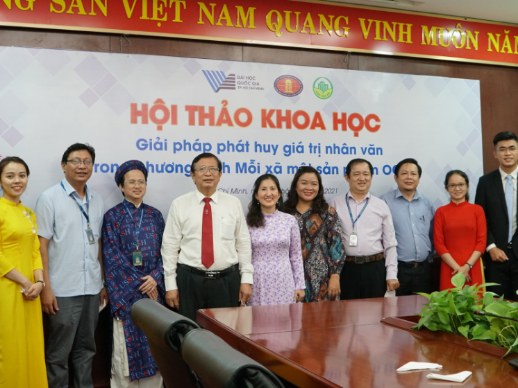 Giải pháp chuyển tải giá trị nhân văn vào sản phẩm OCOP
