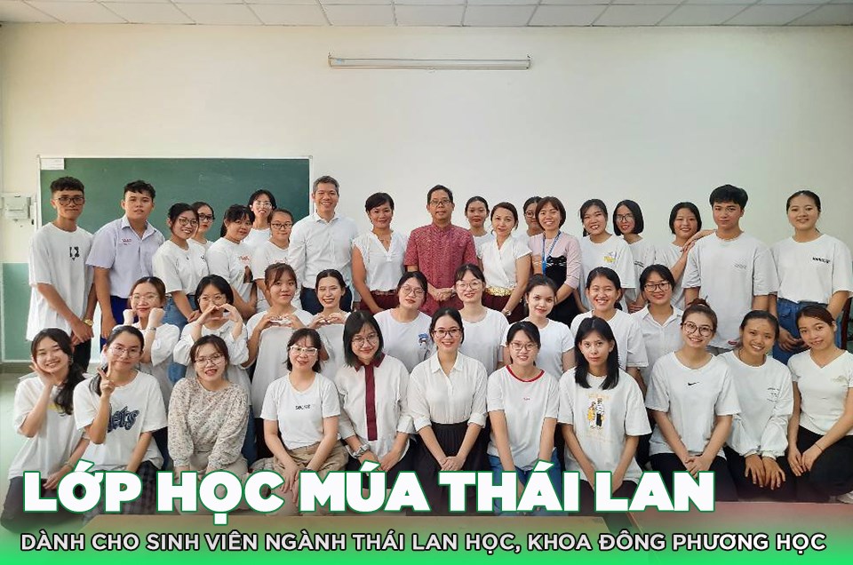 Lớp học múa Thái Lan dành cho sinh viên ngành Thái Lan học, khoa đông phương học
