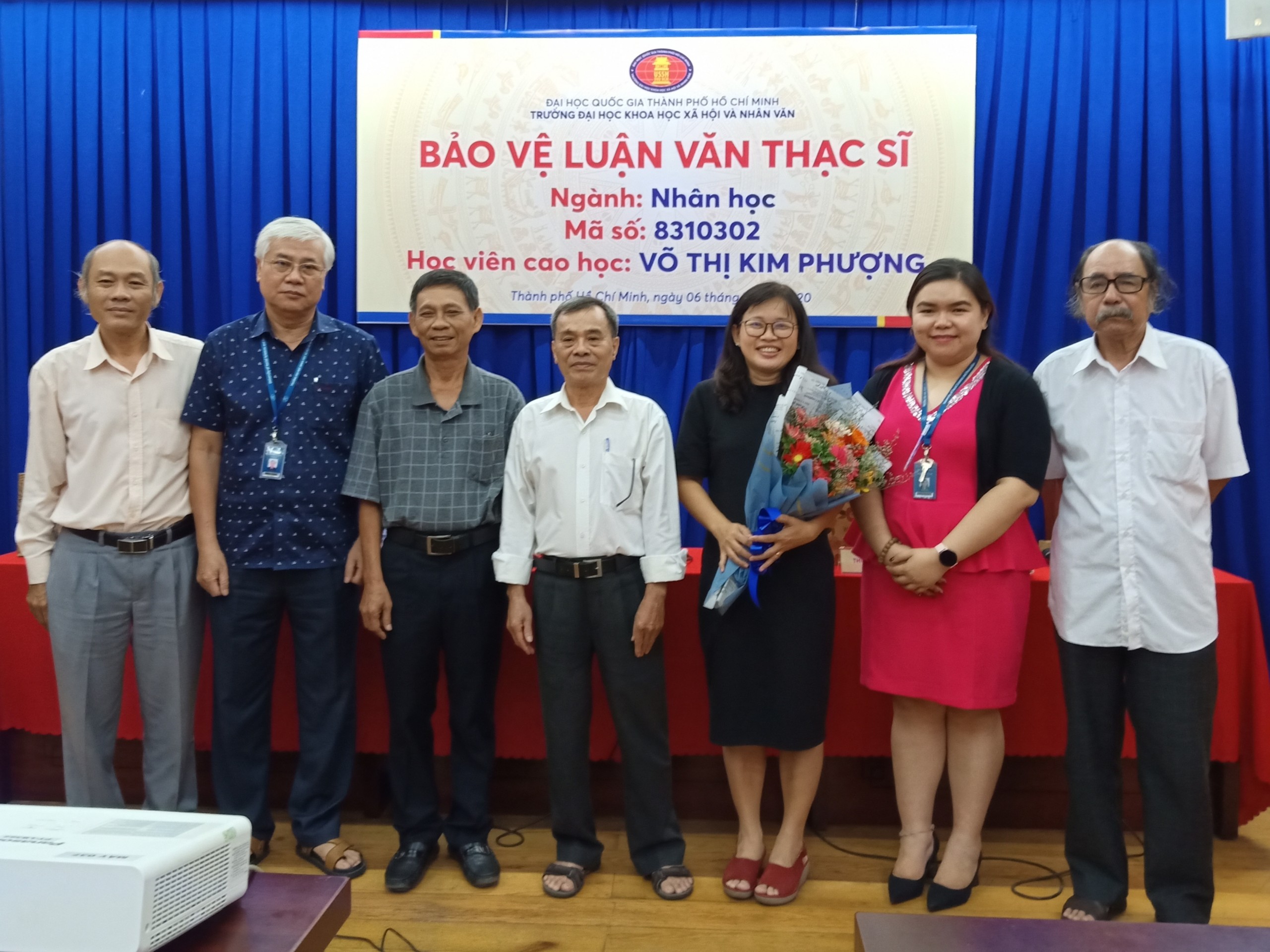 Buổi bảo vệ luận văn Thạc sĩ chuyên ngành Nhân học HVCH Võ Thị Kim Phượng