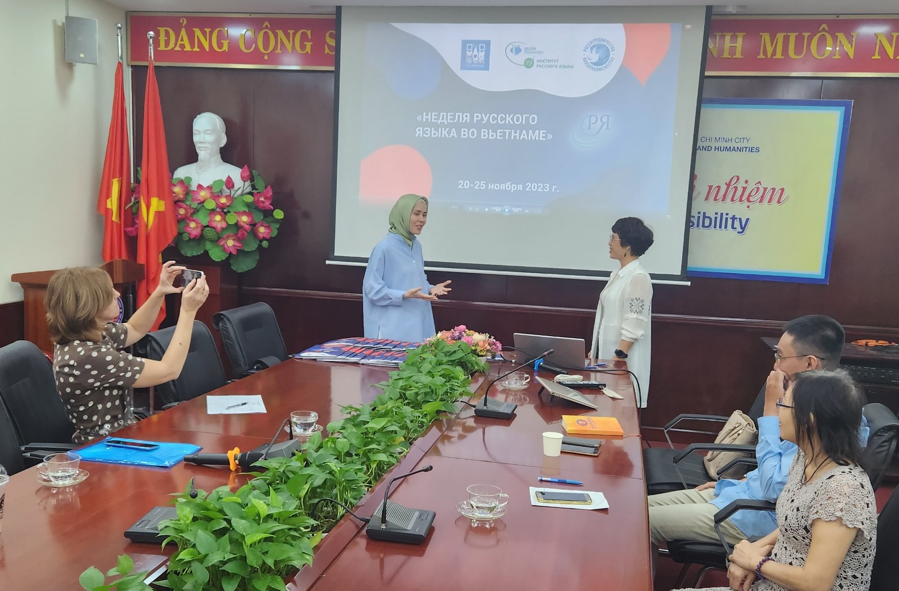 Tuần lễ tiếng Nga tại Việt Nam - hoạt động giảng viên