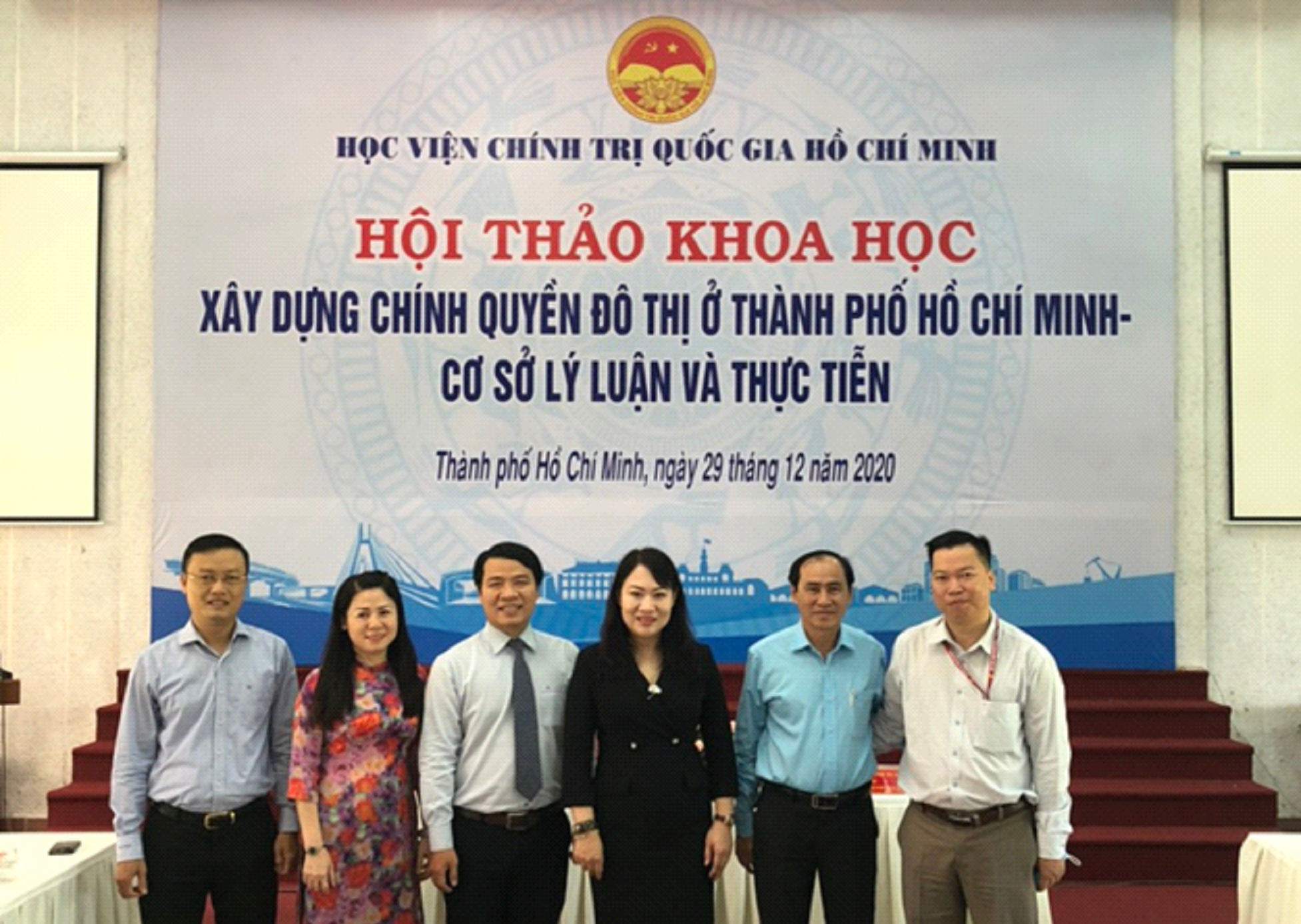 Lãnh đạo và giảng viên Khoa Đô thị học tham dự Hội thảo cấp Bộ: Xây dựng chính quyền đô thị ở Tp.HCM, cơ sở lý luận và thực tiễn
