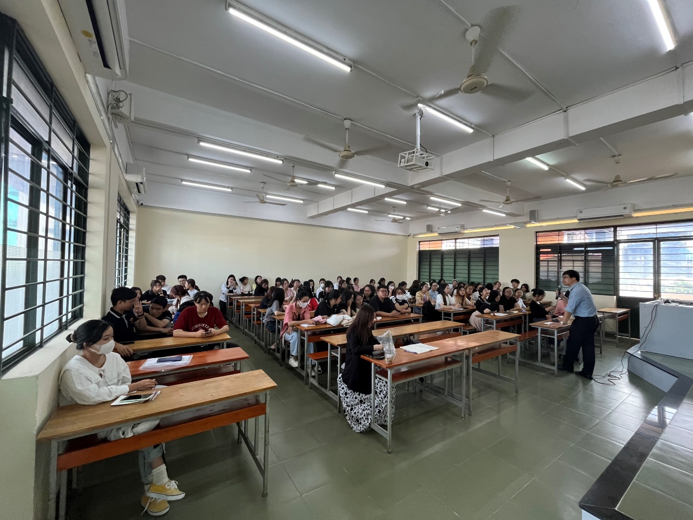 Chuỗi tư vấn thực tập năm 2023 cho sinh viên năm 4