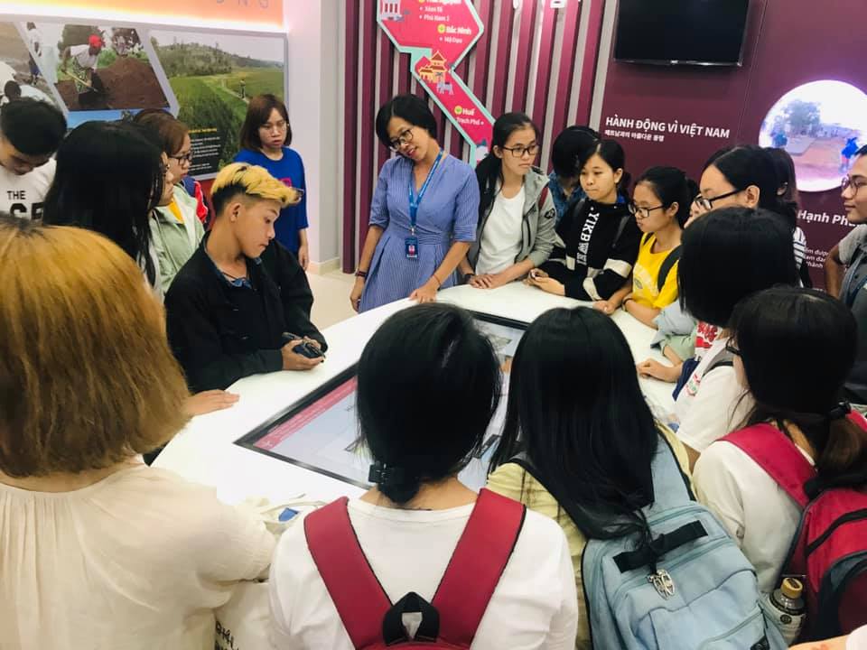 Sinh viên Khoa Ngữ Văn Anh đến thực tế tại Trung tâm Phát triển Nông thôn - Saemaul Undong
