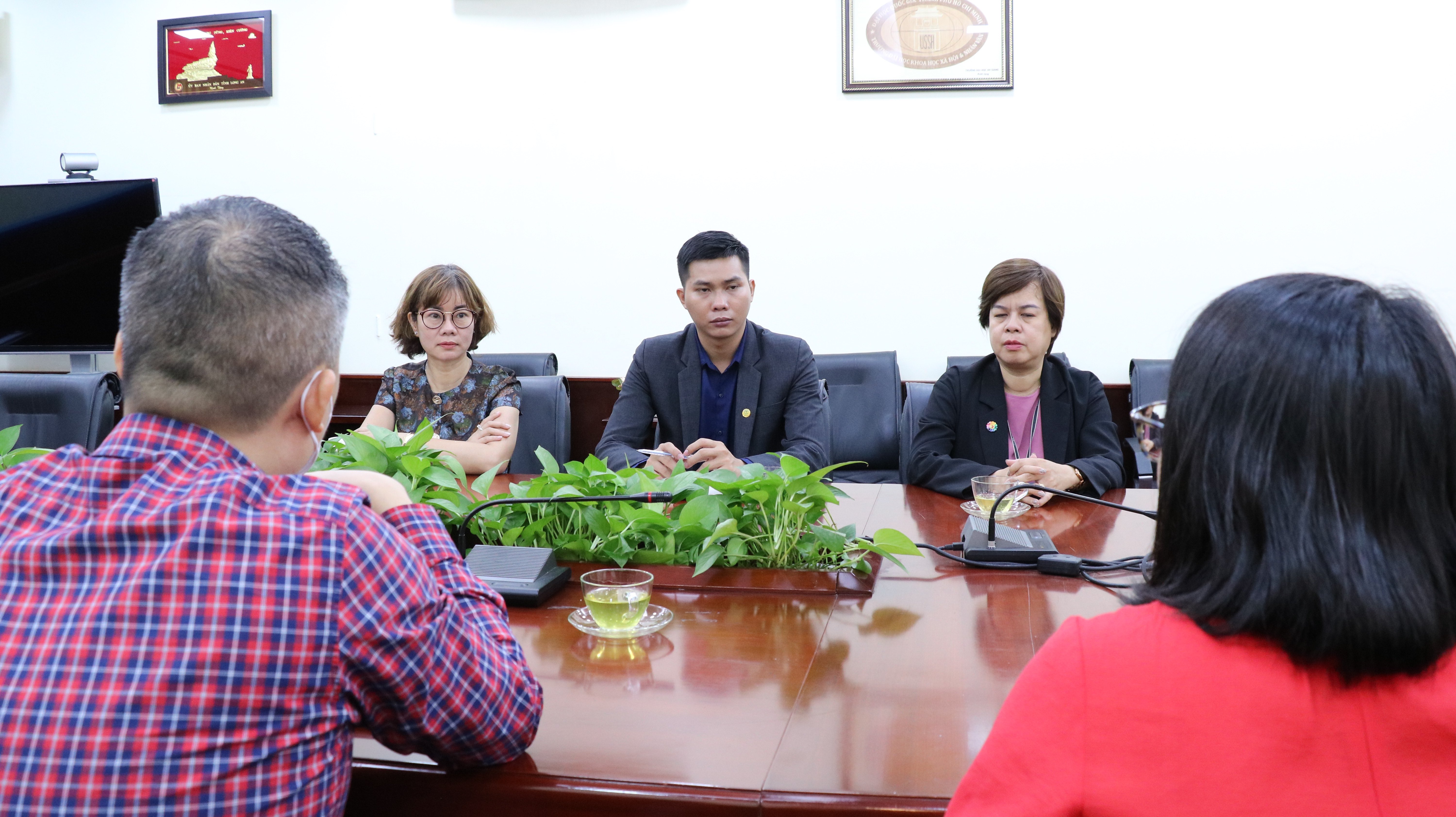 Cùng CT Group tuyển dụng và hỗ trợ tham vấn tâm lý cho nhân viên