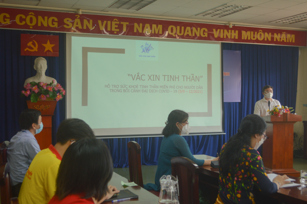 TS. Lê Minh Công phát biểu về chương trình “Vắc xin tinh thần”