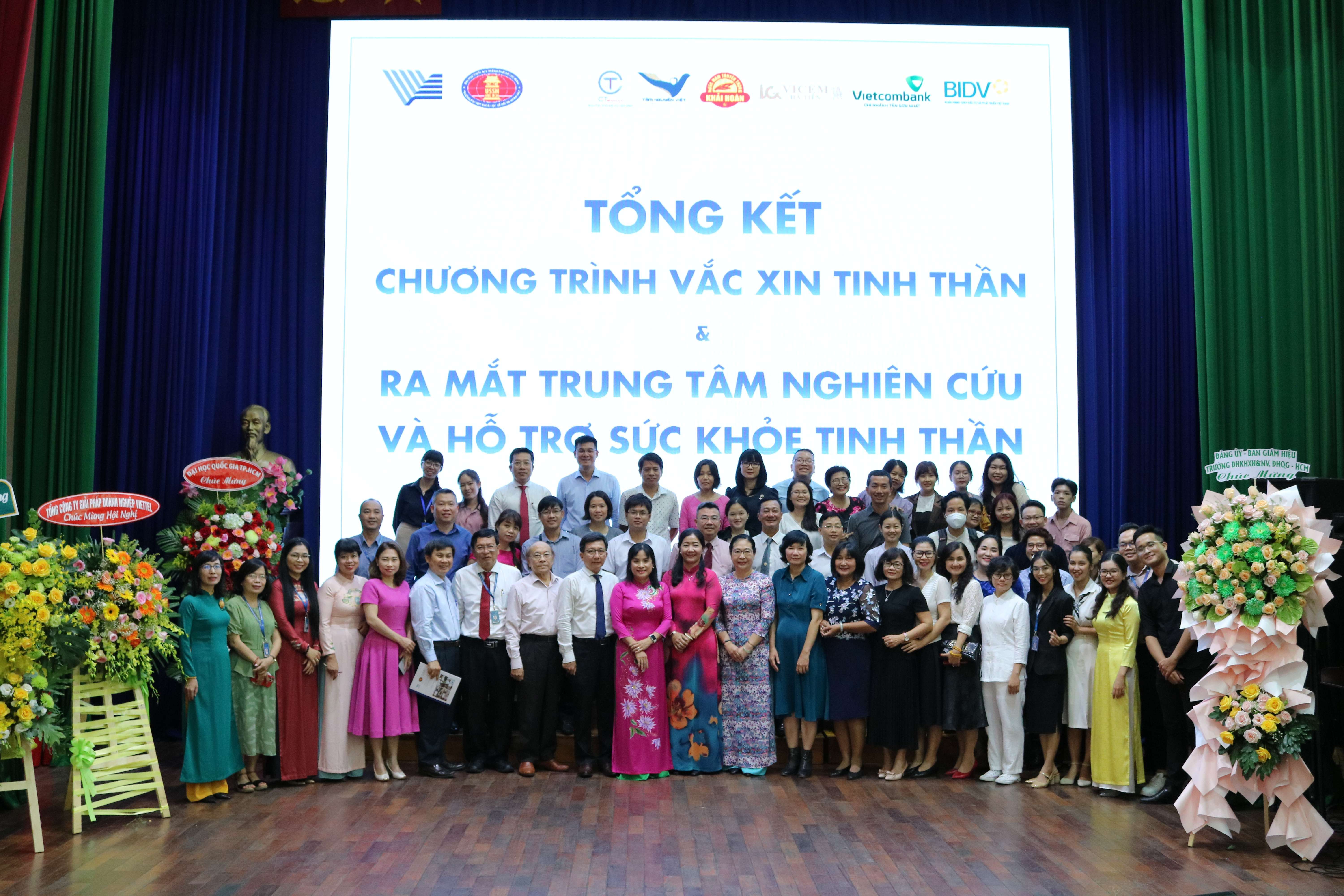 Tổng kết Chương trình “Vắc xin tinh thần” và ra mắt Trung tâm Nghiên cứu và Hỗ trợ Sức khỏe tinh thần