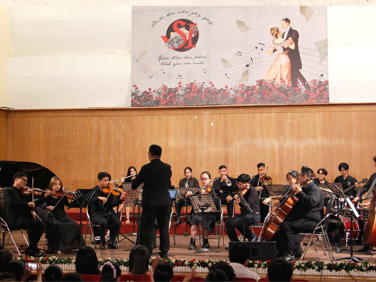 SI Concert: Buổi hòa nhạc theo ngôn ngữ giao hưởng do sinh viên tổ chức