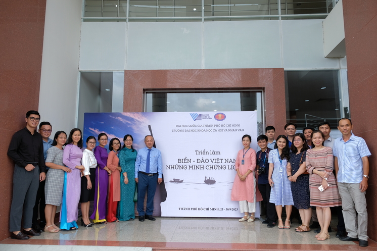 Lễ khai mạc triển lãm “Biển - đảo Việt Nam: những minh chứng lịch sử”