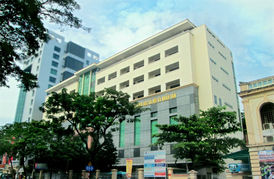 Thông báo về việc thực hiện khảo sát toàn khoá học (dành cho khoá 2019)