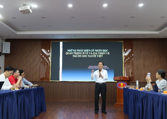 Nguồn gốc người Việt qua lăng kính cổ nhân học