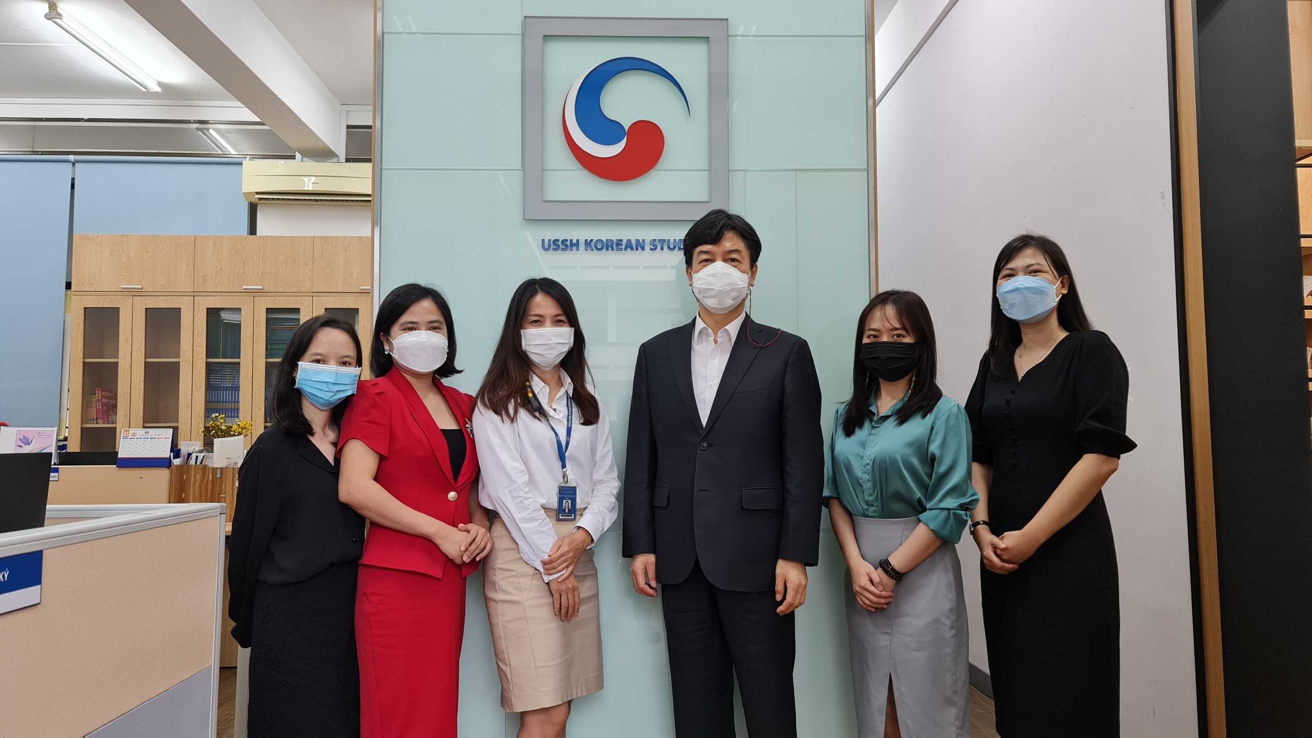 Tiếp tục đẩy mạnh các dự án hợp tác giữa Khoa Hàn Quốc học và Korea Foundation