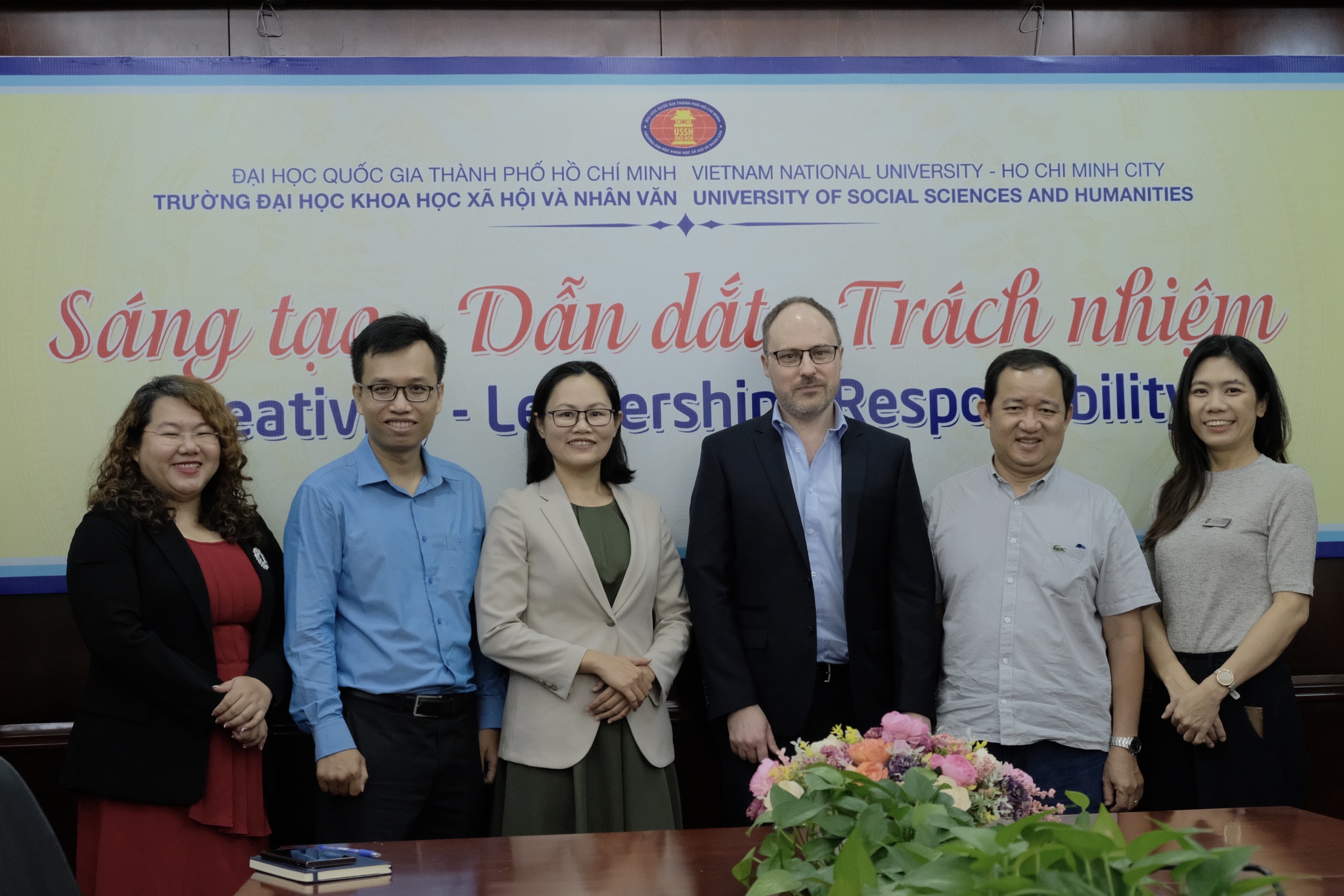 Trao đổi về các chương trình liên kết với Đại học Western Sydney (Úc)