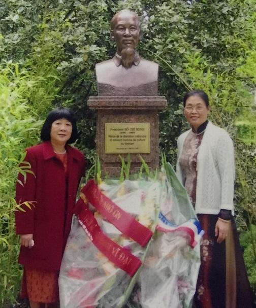 Kỷ niệm 132 năm ngày sinh của Chủ tịch Hồ Chí Minh: Những người nước ngoài kính yêu Bác