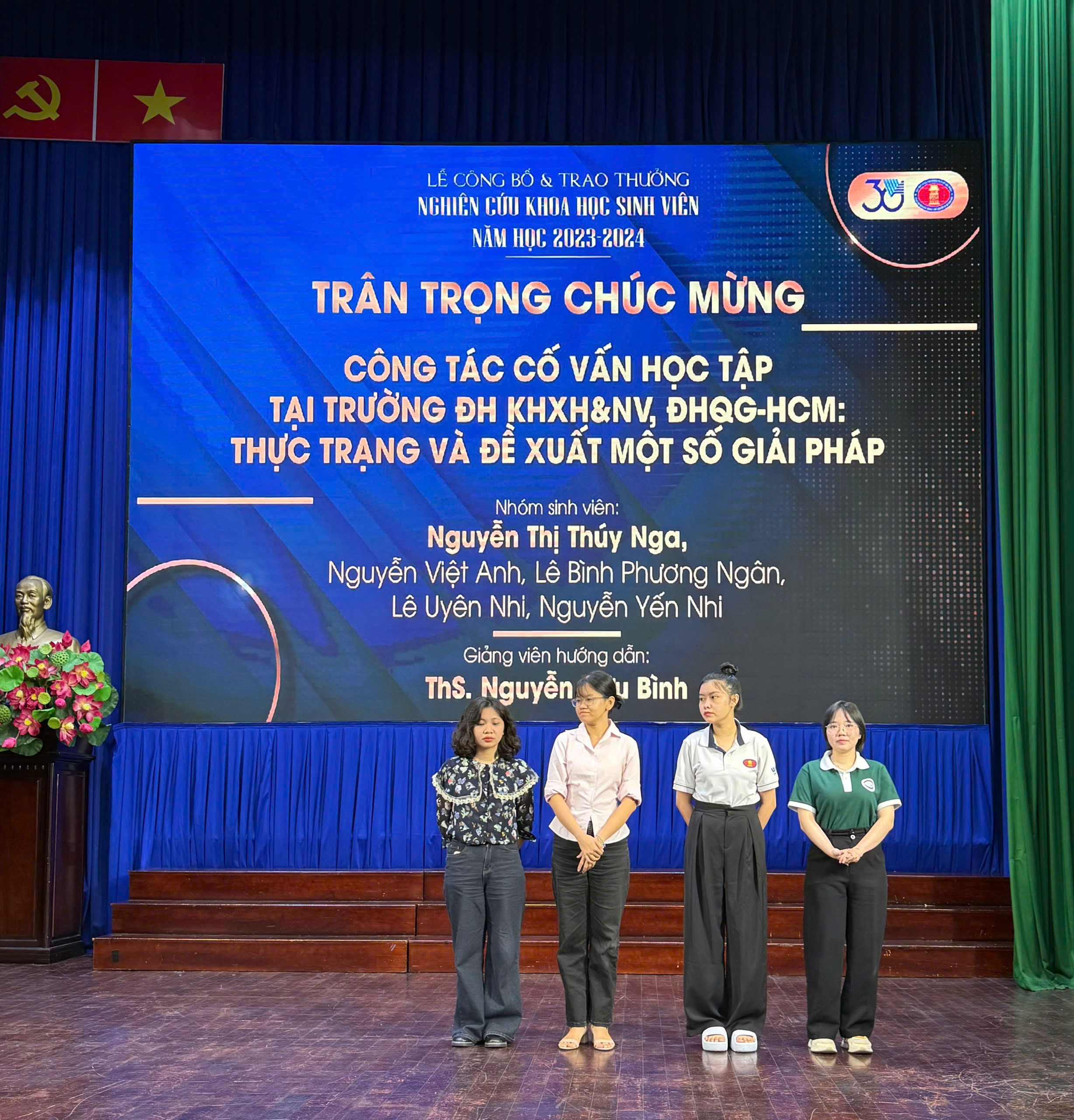 Hai đề tài Nghiên cứu khoa học sinh viên Khoa Xã hội học đạt giải khuyến khích