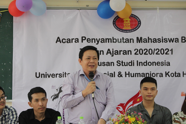 Bộ môn Indonesia học tổ chức gặp gỡ sinh viên mới khóa 2020