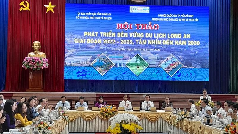Tỉnh Long An phối hợp với Trường ĐH KHXH&NV, ĐHQG-HCM tổ chức Hội thảo “Giải pháp phát triển bền vững du lịch Long An giai đoạn 2022 - 2025, tầm nhìn đến năm 2030”