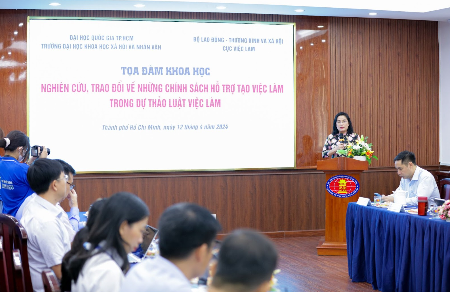 Nhiều băn khoăn về quyền lợi làm việc của sinh viên và người lao động