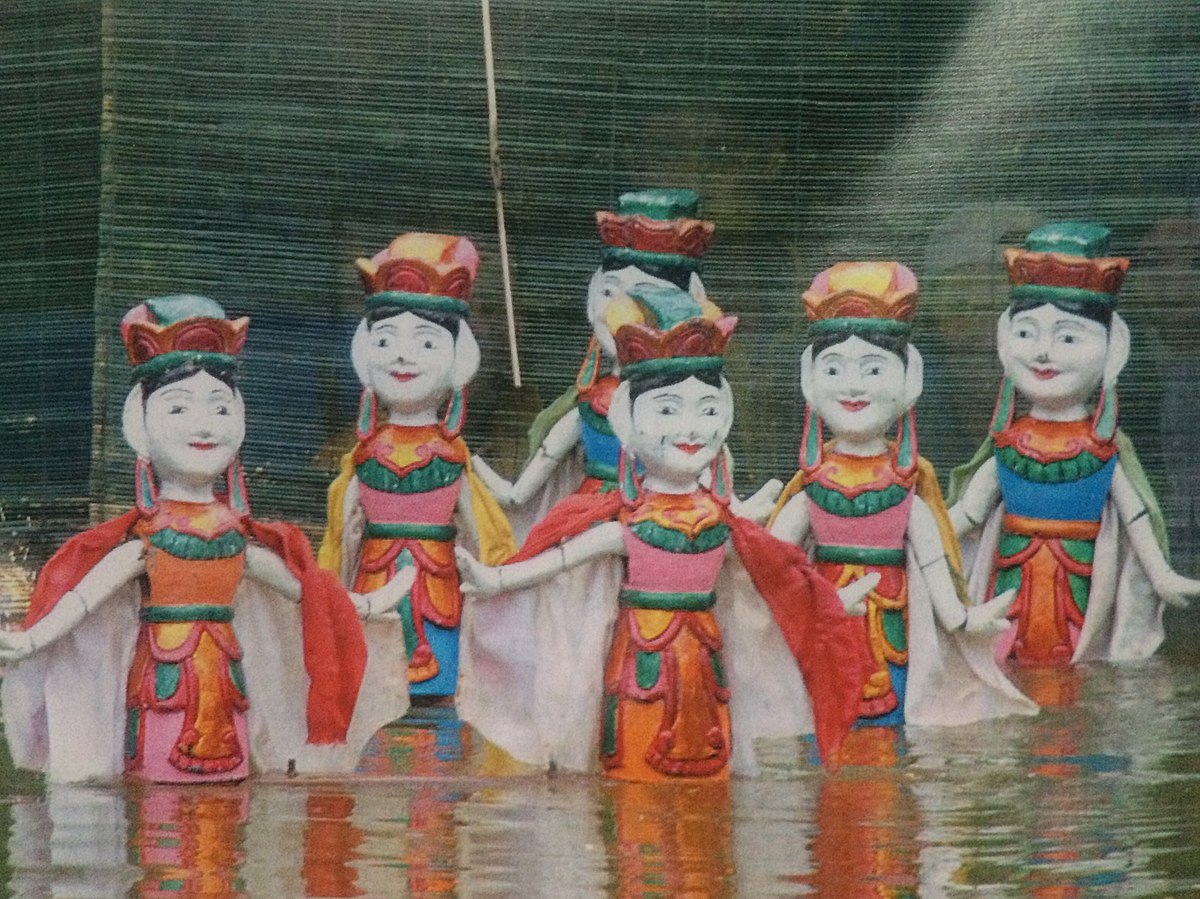 Nghệ thuật tạo tác và điều khién quân rối trong biéu diễn múa rối nước