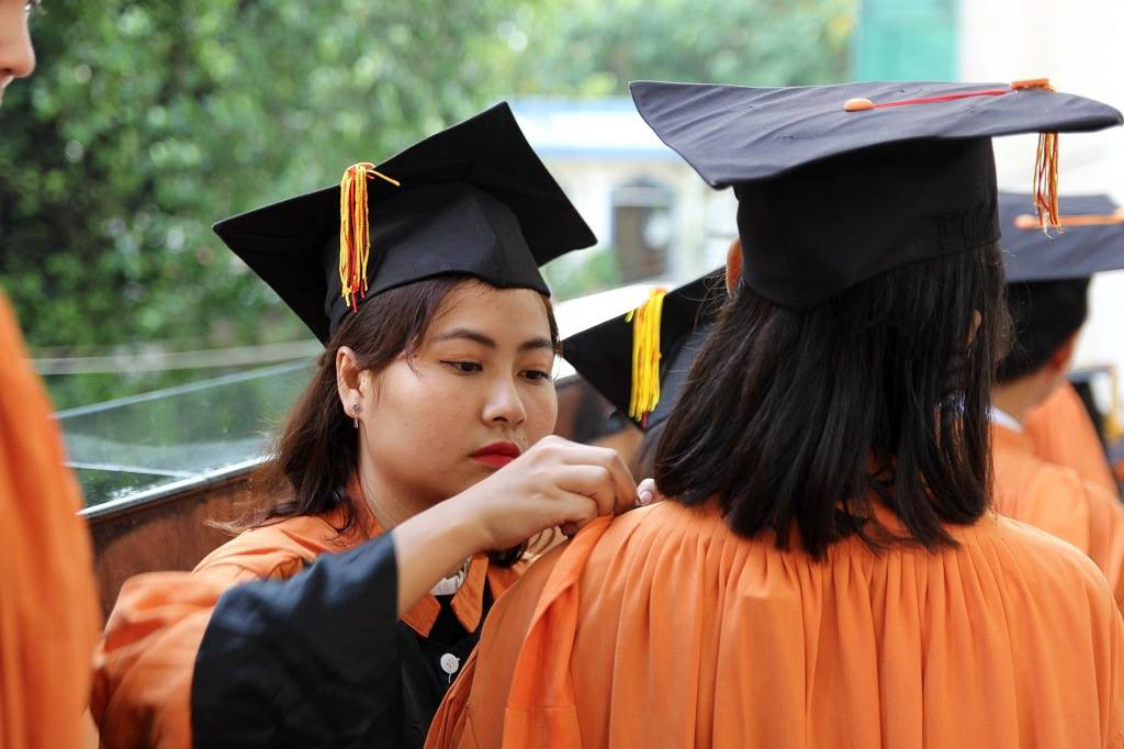 Thông báo tổ chức Lễ Tốt nghiệp và trao bằng Cử nhân đợt 2 và đợt 3/2021