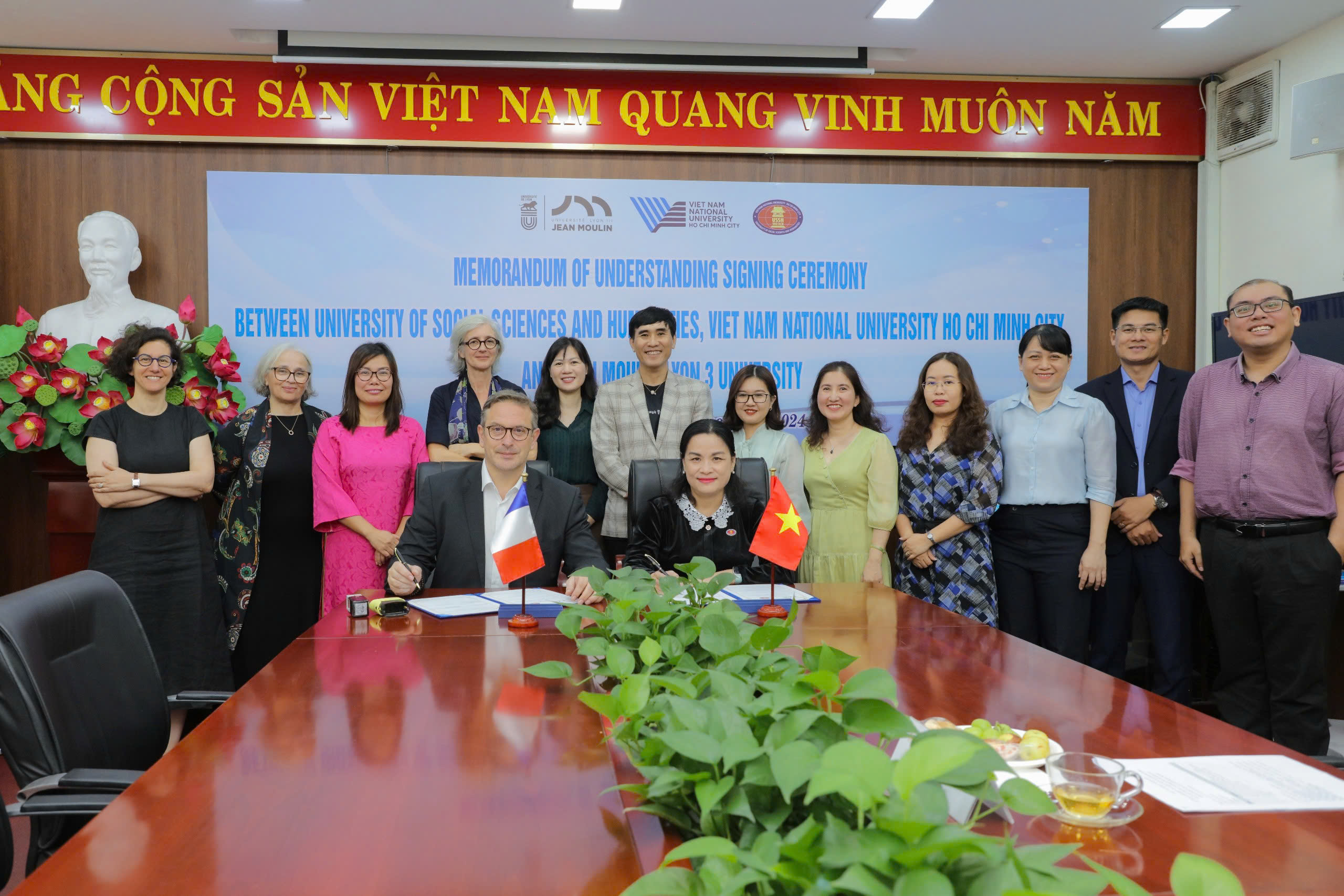 Nhà trường ký kết Biên bản hợp tác với Trường Đại học Jean Moulin Lyon 3, Pháp