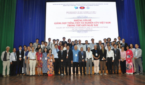 Quy trình ngược và vấn đề giảng dạy tiếng Việt cho đối tượng người học là cán bộ ngoại giao nước ngoài tại Việt Nam