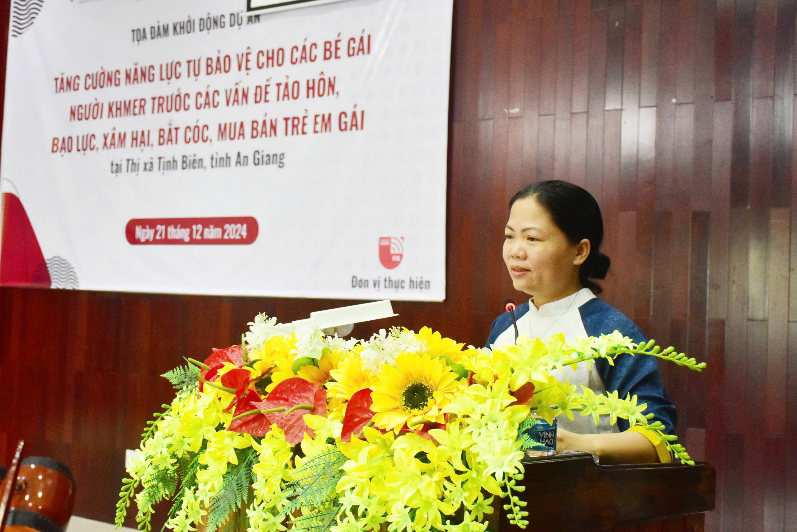 Khởi động Dự án “Tăng cường năng lực tự bảo vệ cho trẻ em gái Khmer trước các vấn đề tảo hôn, bạo lực, xâm hại, bắt cóc, mua bán trẻ em gái” tại thị xã Tịnh Biên, An Giang