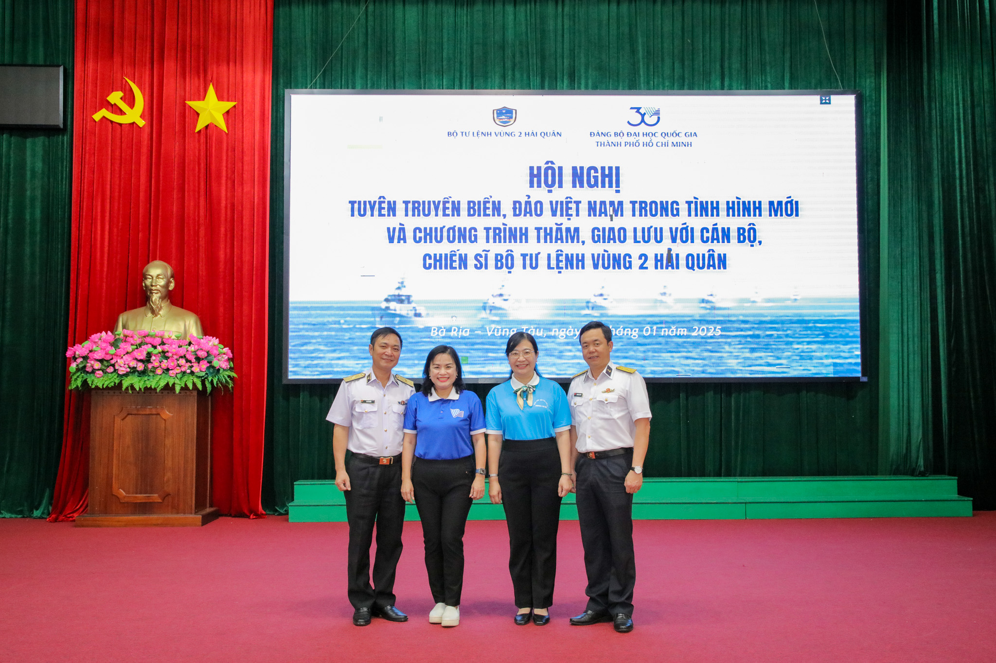 Đảng uỷ Nhà trường tham dự Hội nghị tuyên truyền biển, đảo Việt Nam trong tình hình mới