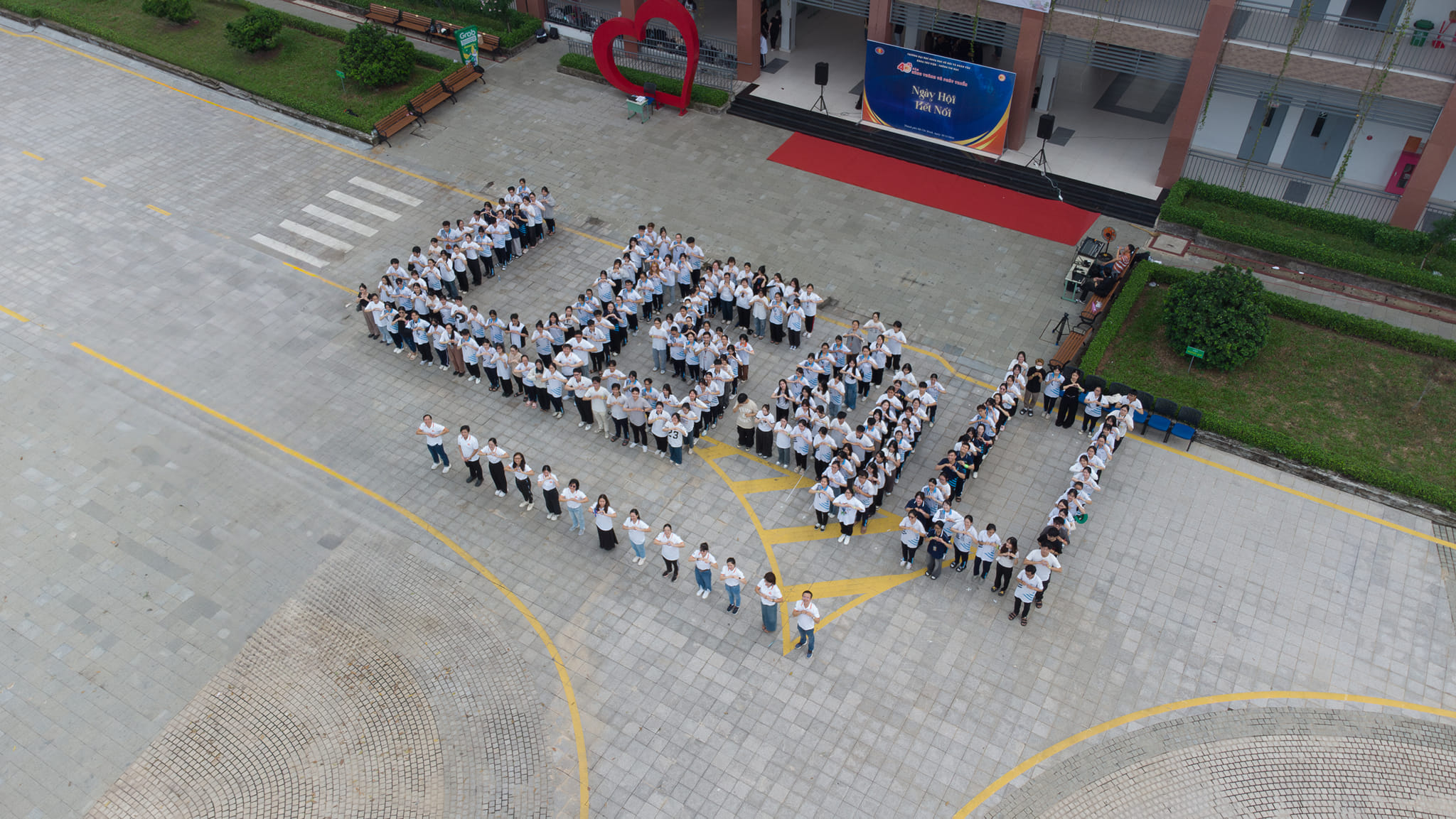 NGÀY HỘI KẾT NỐI KHOA THƯ VIỆN - THÔNG TIN HỌC NĂM 2024