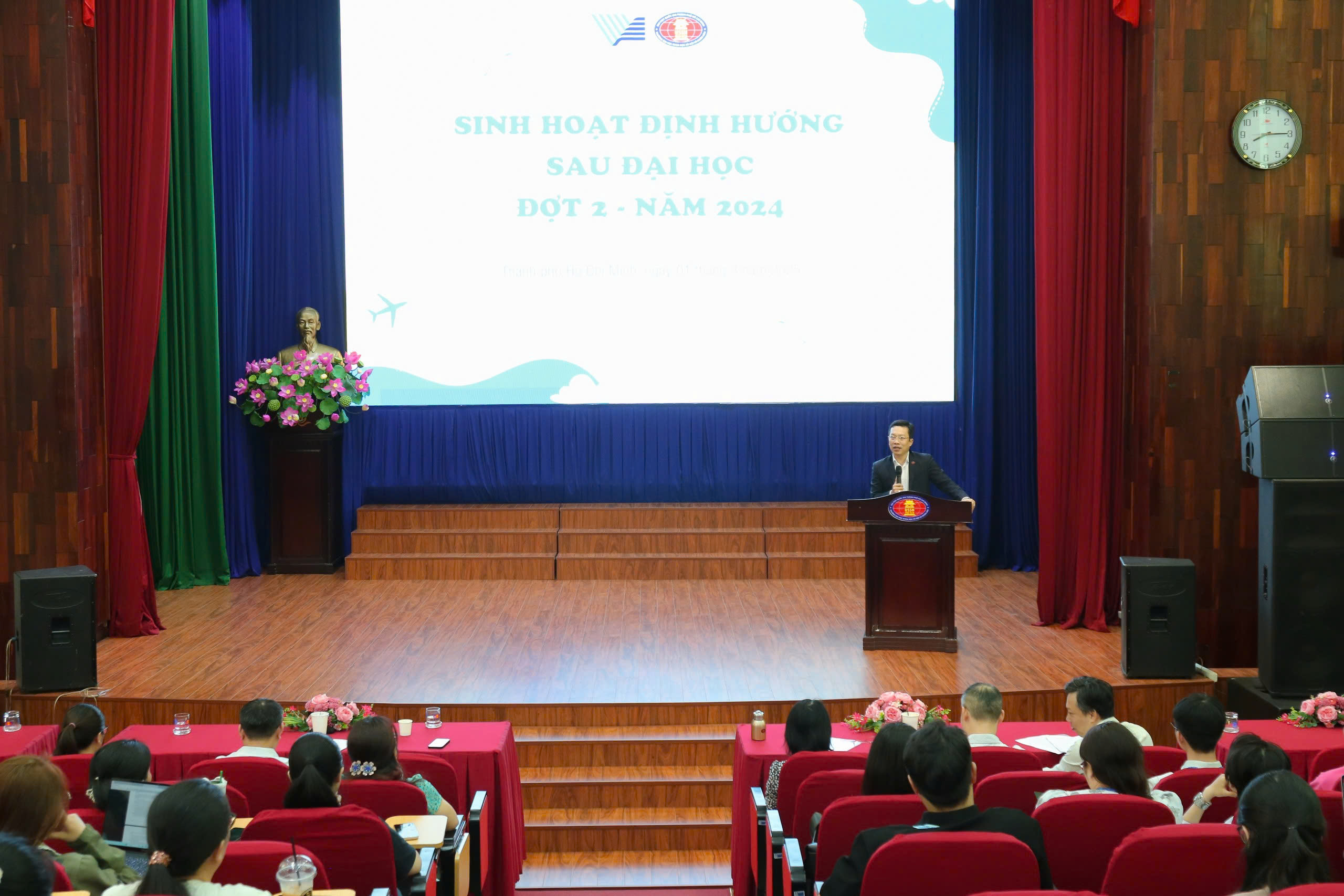 Sinh hoạt định hướng sau đại học đợt 2 năm 2024: Trang bị nền tảng, sẵn sàng chinh phục thử thách