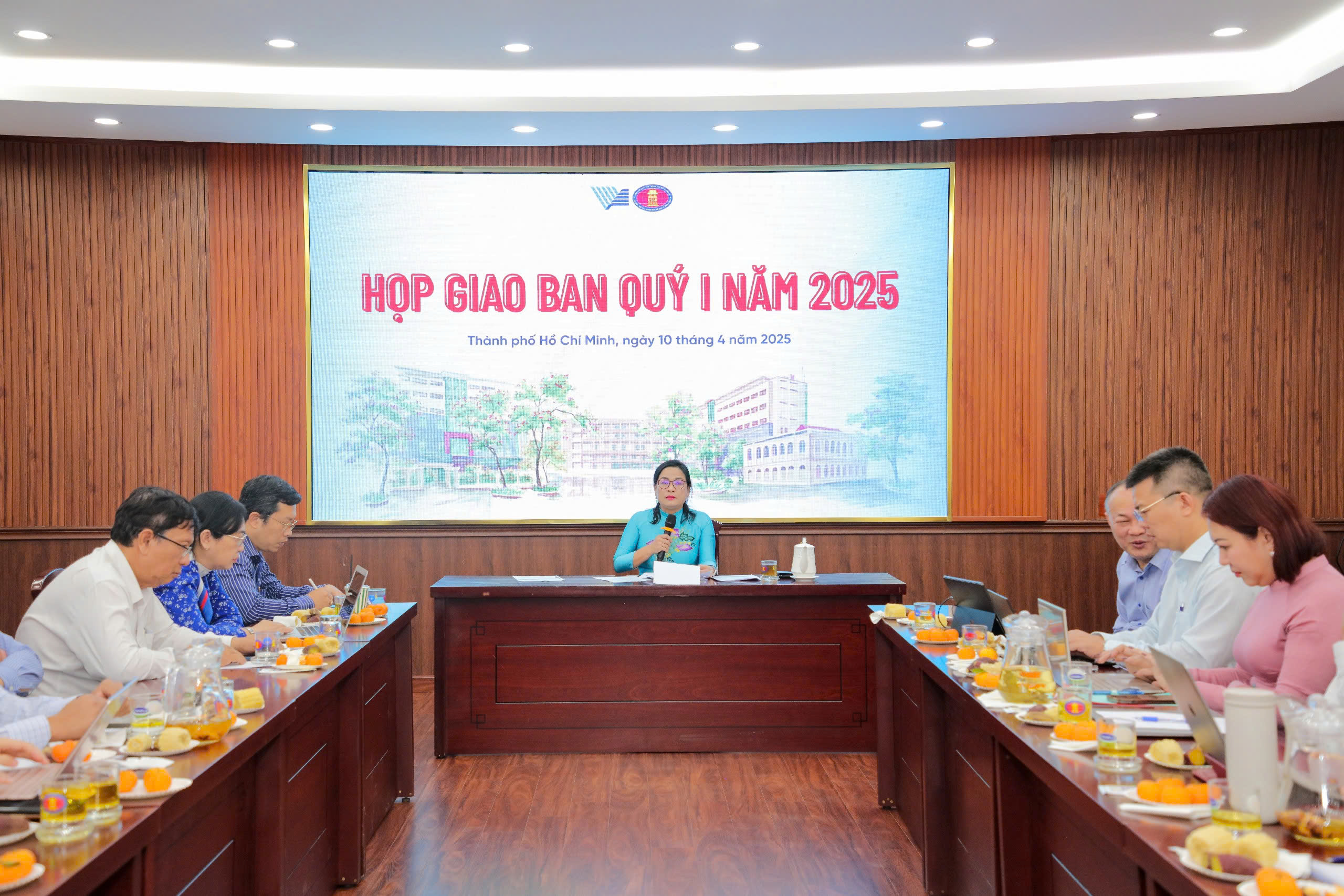 Hội nghị giao ban Quý I/2025: Đẩy mạnh tái cấu trúc, nâng cao hiệu quả quản trị trong Nhà trường