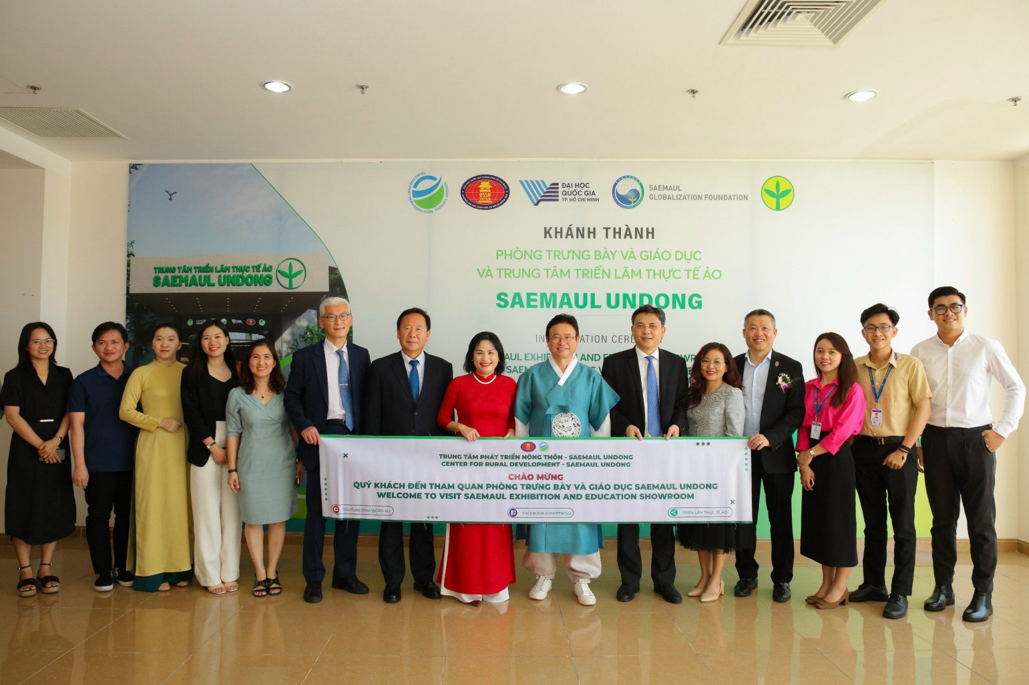 Thống Đốc tỉnh Gyeongsangbuk, Hàn Quốc cùng Đoàn Đại biểu cấp cao Tham quan tại Trung tâm Phát Triển nông thôn - Saemaul Undong