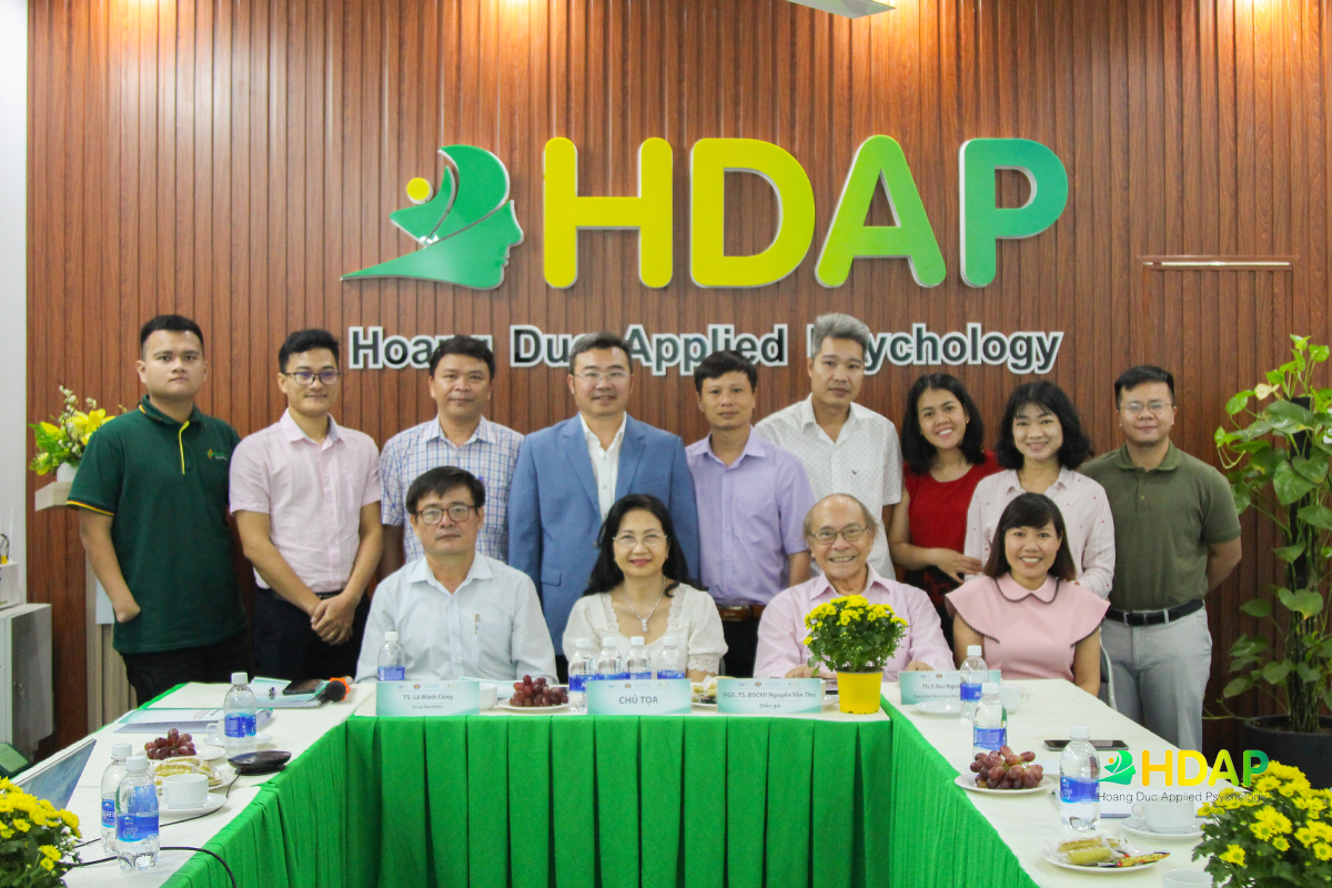 Hội thảo Kỷ niệm Ngày Sức khỏe tâm thần thế giới năm 2022: “Thúc đẩy chăm sóc sức khoẻ tâm thần và hạnh phúc của con người trong bối cảnh khủng hoảng” – góc nhìn đa chiều về sức khỏe tâm thần từ các chuyên gia.