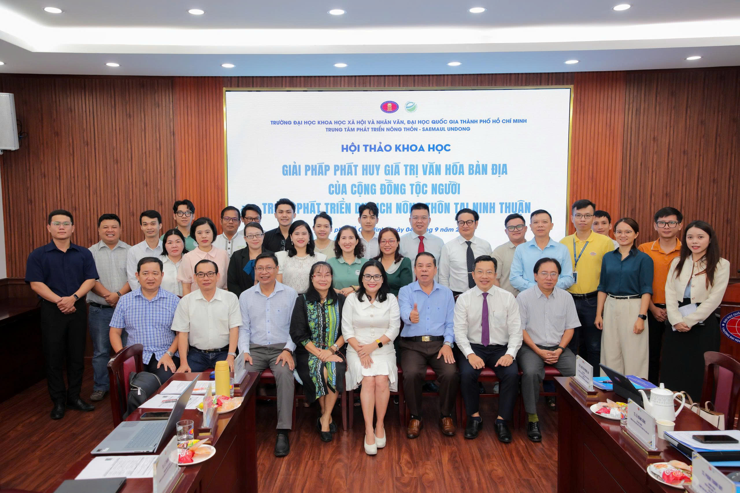 Hội thảo khoa học: Giải pháp phát huy giá trị văn hóa bản địa của cộng đồng tộc người trong phát triển du lịch nông thôn tại Ninh Thuận
