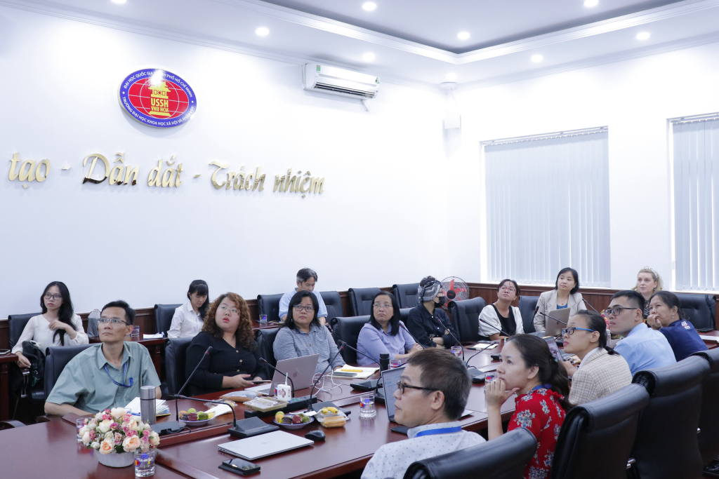  Các giảng viên, nhà nghiên cứu, ứng viên trong buổi tập huấn - Ảnh: Phương Khanh 