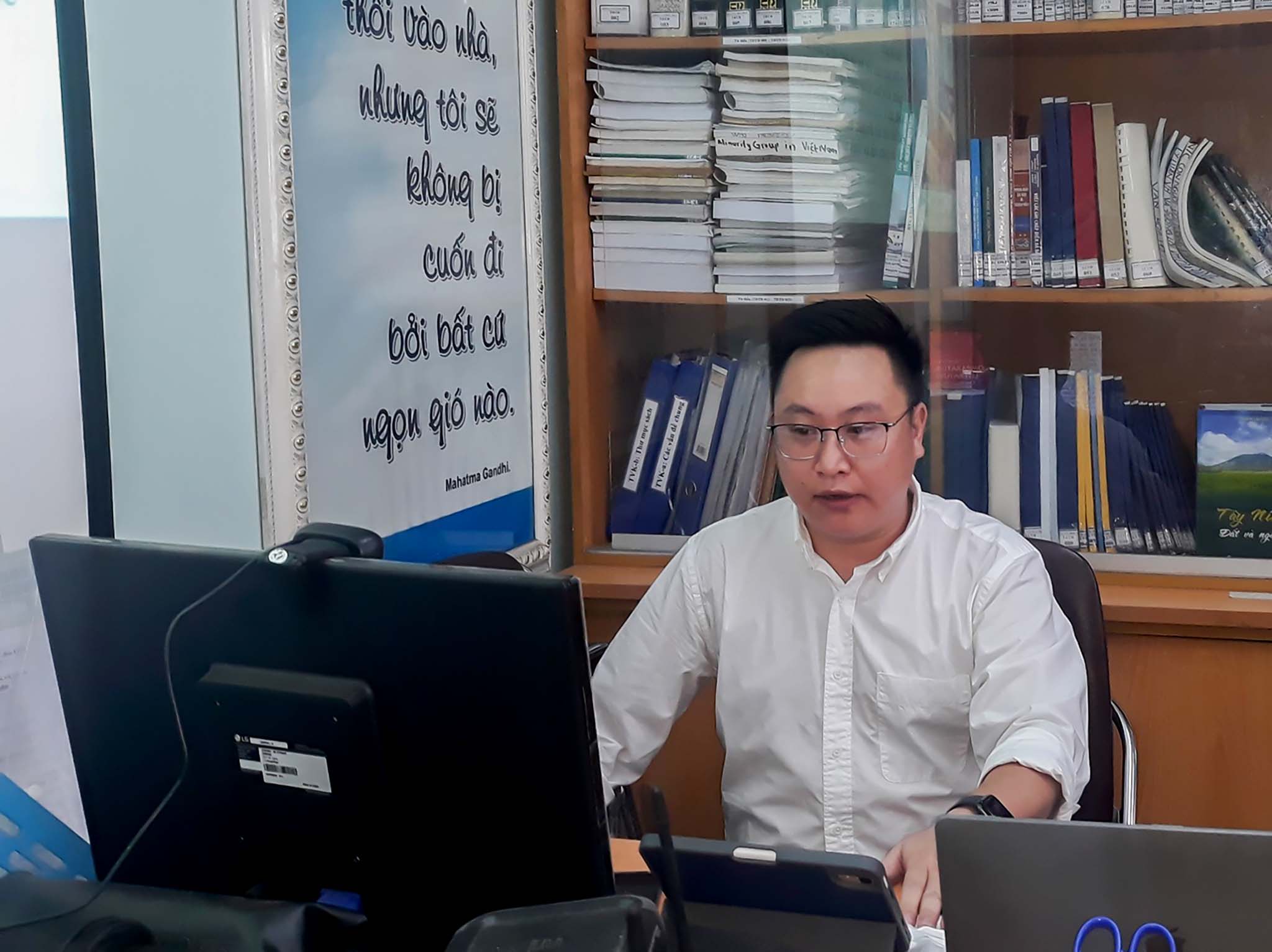 Tọa đàm khoa học lần thứ 10: “Từ Văn học so sánh đến Văn hóa so sánh”