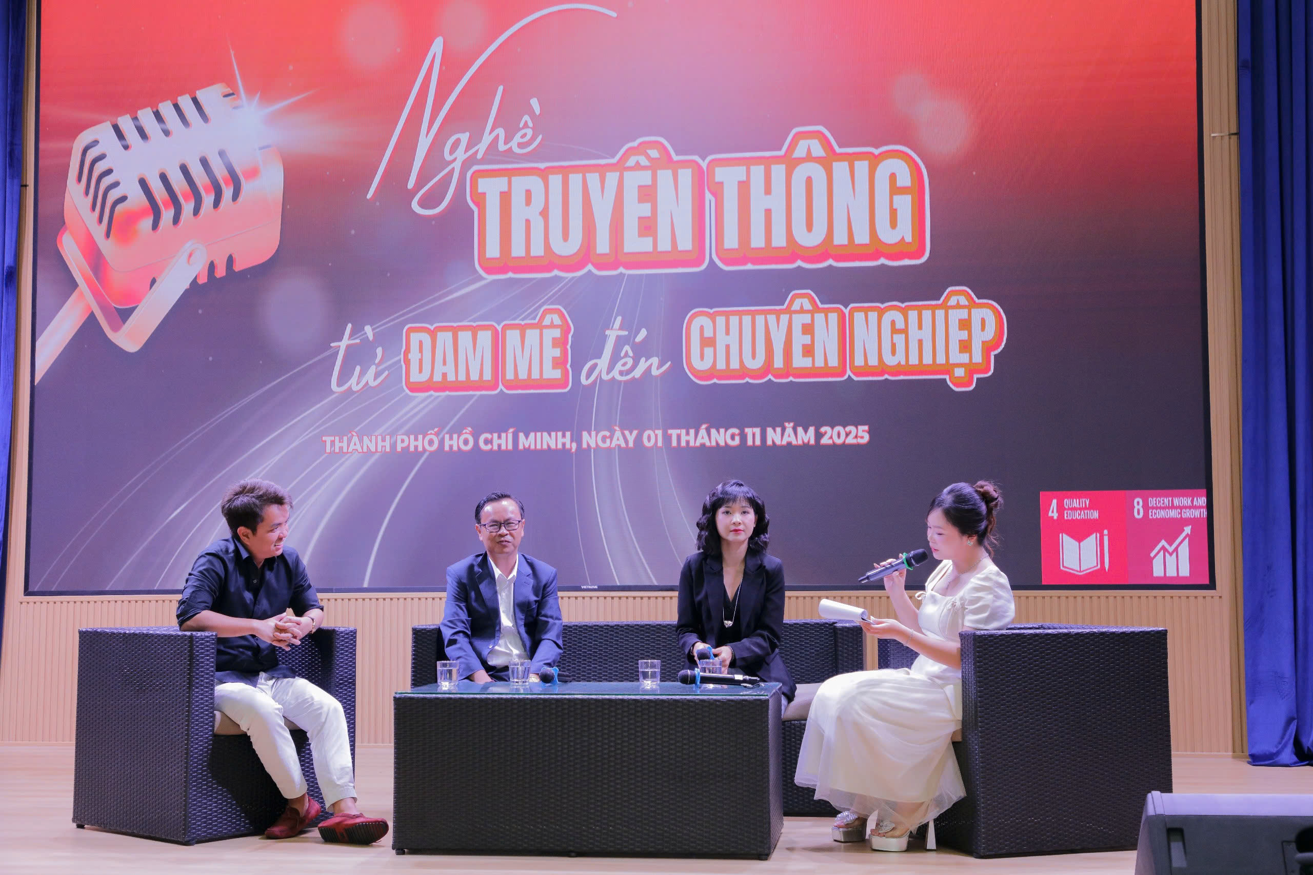 Kết nối thế hệ – Chia sẻ hành trình: Truyền cảm hứng từ những người đi trước