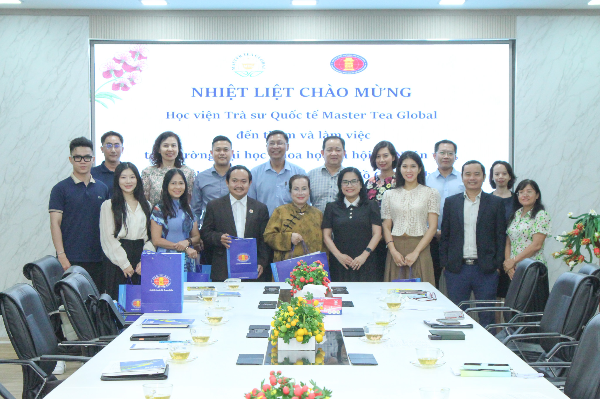 Lan tỏa văn hóa trà trong môi trường đại học, thúc đẩy hợp tác nghiên cứu và đào tạo