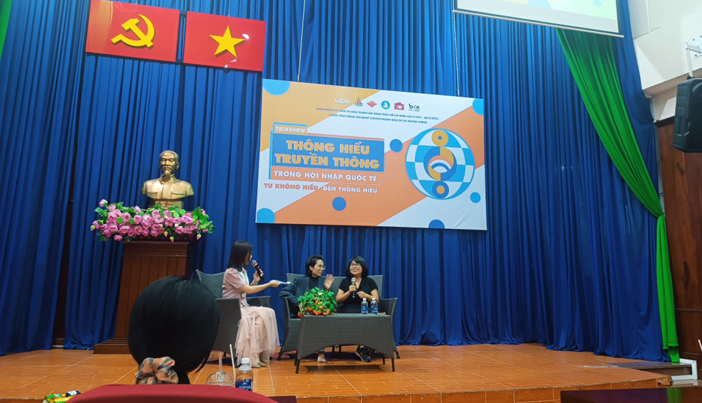 Luôn có những phiên bản mới nhất của sự thật