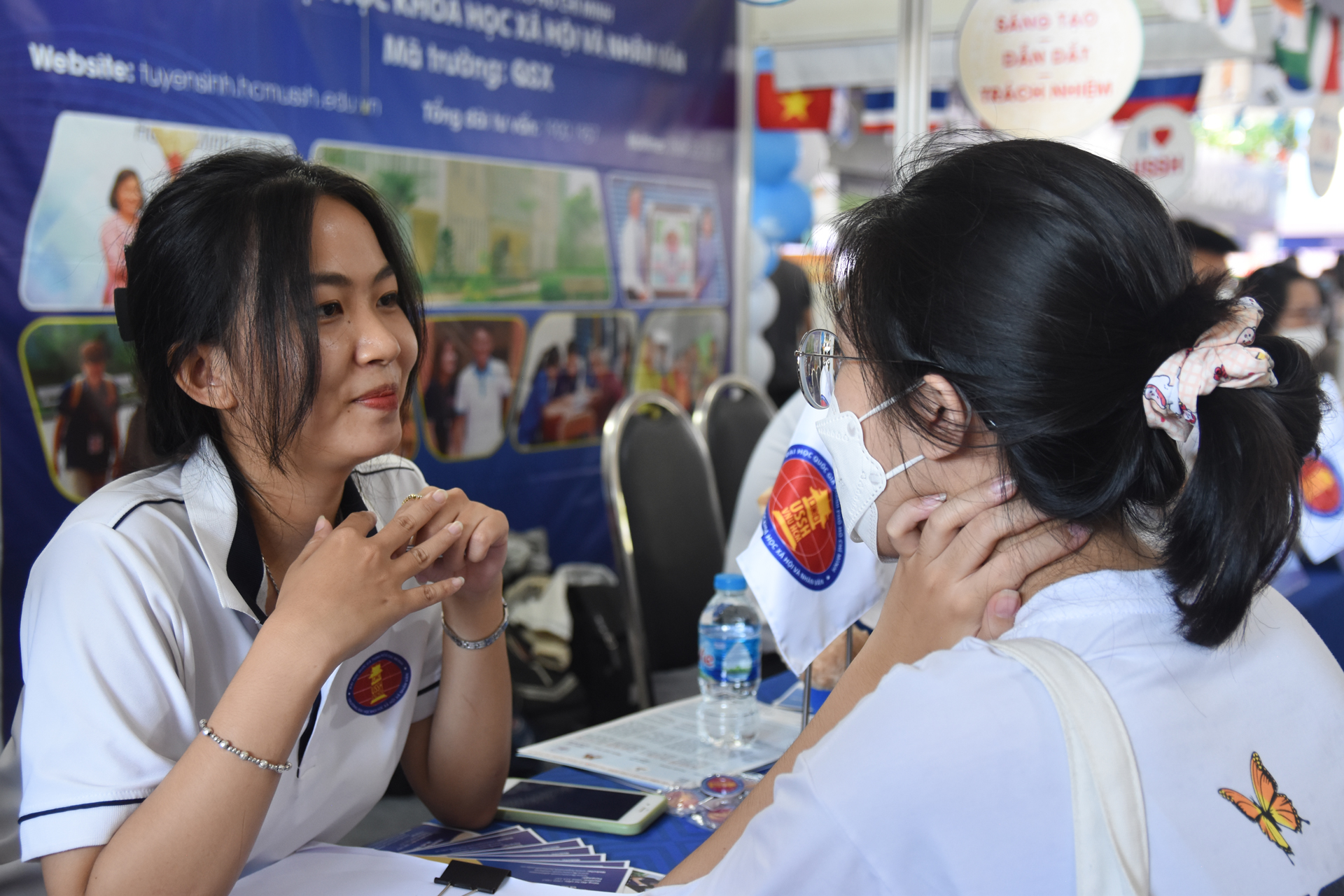 Nhiều thông tin hữu ích về xét tuyển, học bổng, học phí và hệ đào tạo