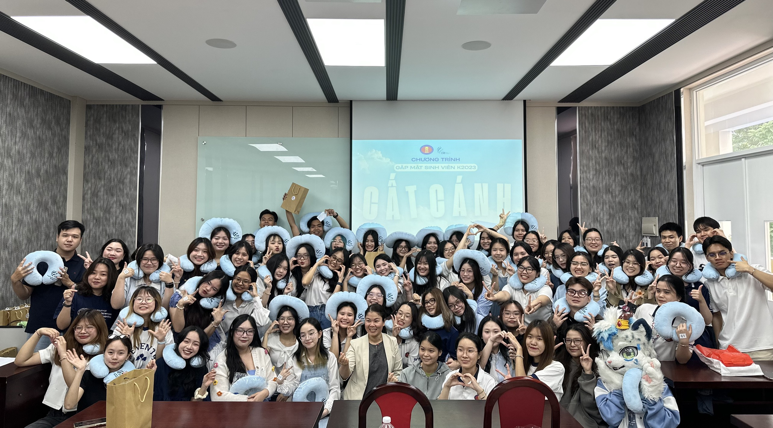 “Cất cánh”: Chương trình gặp mặt dành cho sinh viên chương trình liên kết quốc tế 2 +2 Khóa 2023