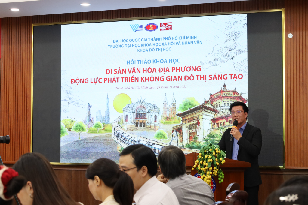 PGS.TS Lê Văn Quyết chia sẻ về ý nghĩa của hội thảo trong việc góp phần phát triển đô thị sáng tạo - Ảnh: QUỲNH NHƯ