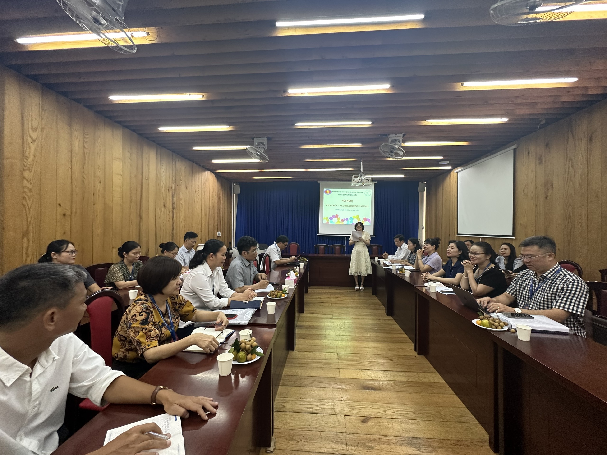 Hội nghị viên chức và người lao động năm học 2023-2024 Khoa Công tác xã hội