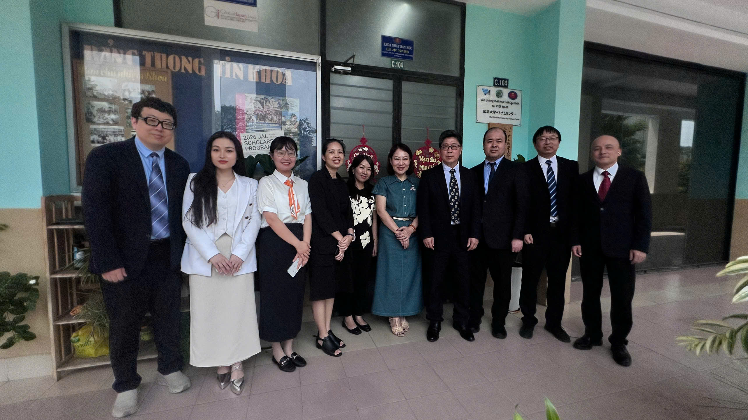 Khoa Đông phương học – Nhật Bản học làm việc với đoàn học giả quốc tế và đại diện Gigamall