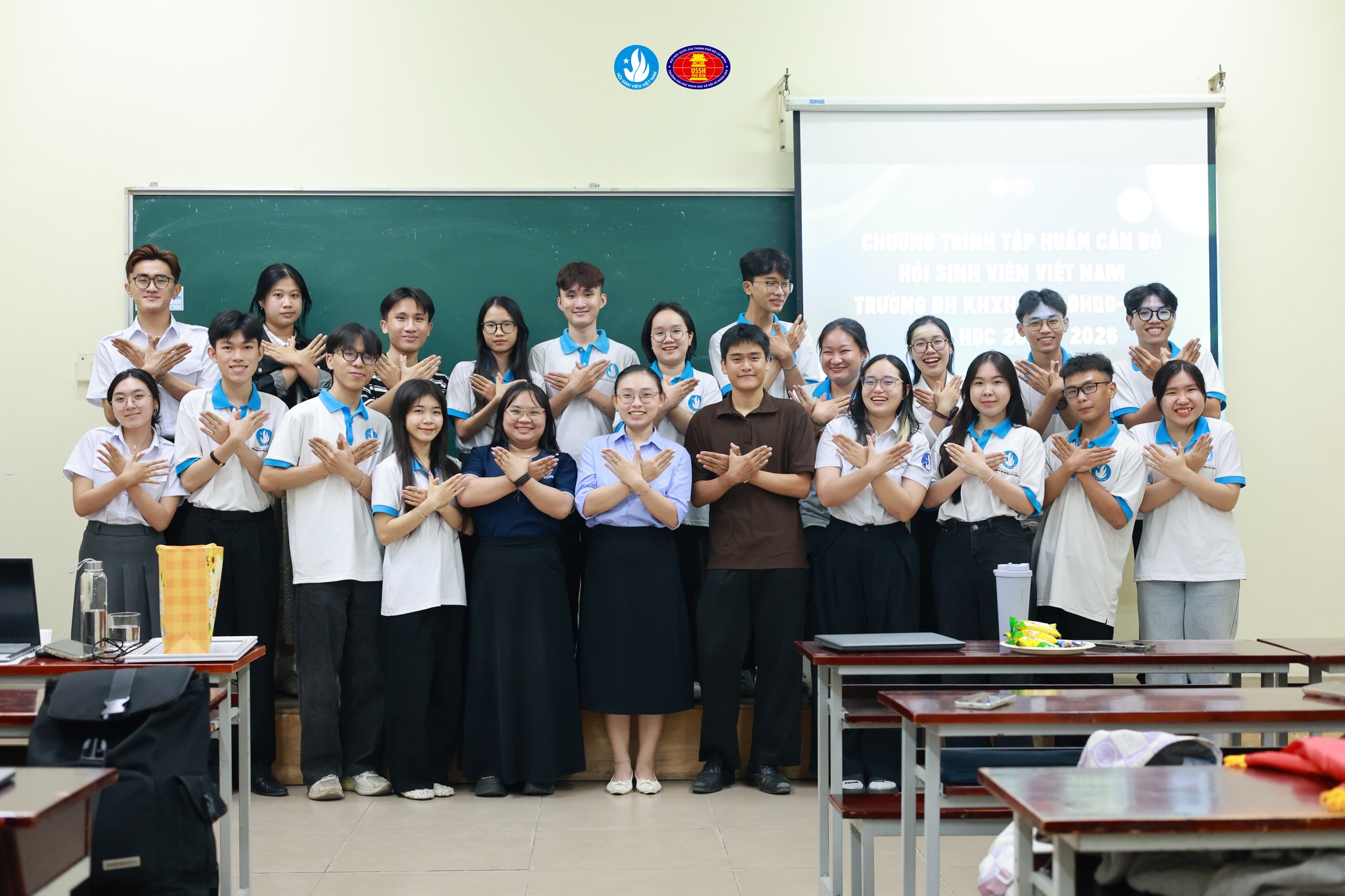 TẬP HUẤN CHUYÊN ĐỀ VỀ PHONG CÁCH CÁN BỘ HỘI VÀ TUYÊN TRUYỀN VỀ ĐỀ ÁN 01-ĐA/TU NGÀY 05/02/2021 CỦA BAN THƯỜNG VỤ THÀNH UỶ VỀ HỖ TRỢ, PHÁT TRIỂN TÀI NĂNG TRẺ VÀ LÃNH ĐẠO TƯƠNG LAI CỦA TP.HCM GIAI ĐOẠN 2020 - 2025