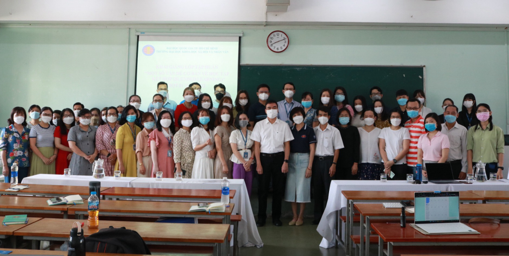 Khai giảng lớp tập huấn Blended Learning